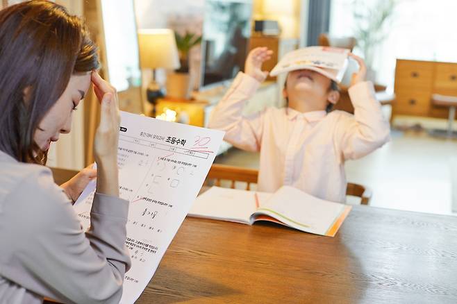 통합학급은 일반학급 안에서 운영되는 만큼, 발달장애 학생에게 부여되는 숙제와 수행평가 역시 일반학급 기준을 크게 벗어나지 않는다./사진=게티이미지뱅크