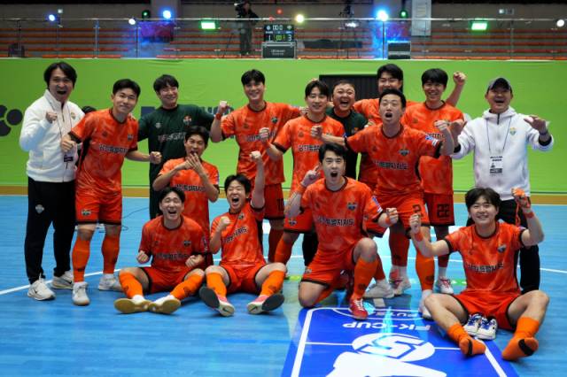 ▲ 강원FS 선수단