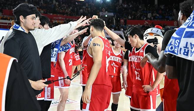 서울 SK 선수단. 사진 | KBL