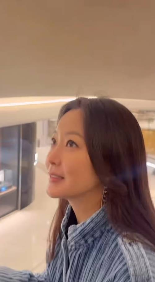 사진=김희선 SNS