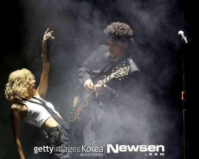 사진=로제, 브루노 마스/게티이미지코리아 제공