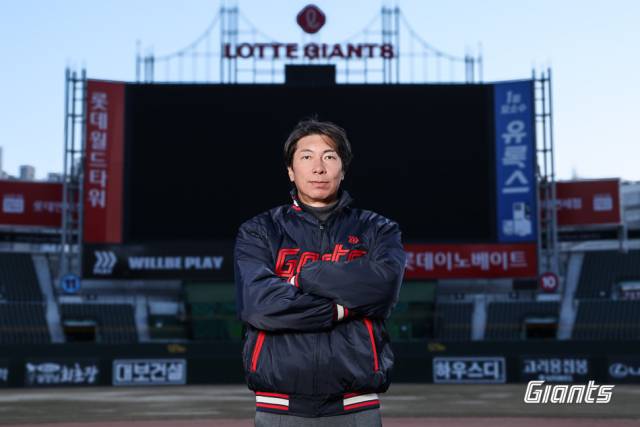 롯데 자이언츠 어드바이저로 영입된 다카쓰 신고(57) 전 감독. 롯데 자이언츠 제공