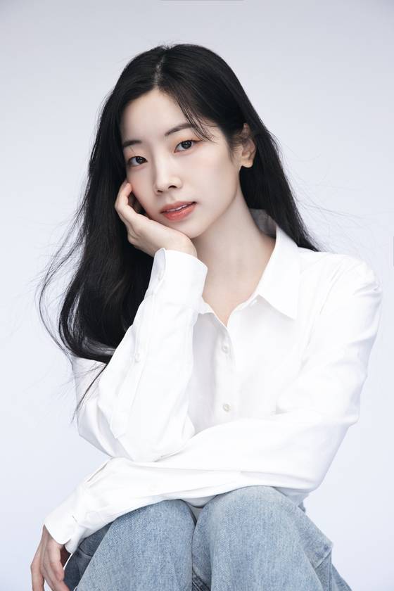 배우 겸 트와이스 멤버 다현. JYP엔터테인먼트 제공.