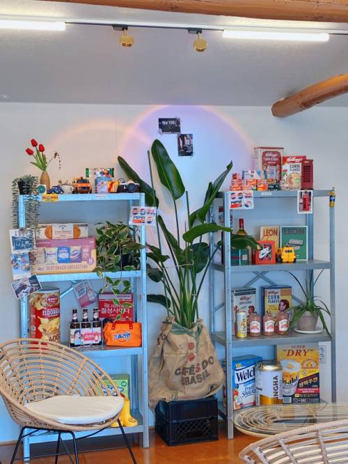 진광상회카페 내부 곳곳에 놓인 소품들