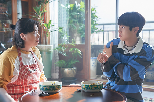 영화 ‘넘버원’ 리뷰. 사진| 바이포엠스튜디오