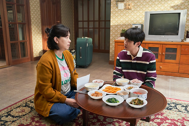 영화 ‘넘버원’ 리뷰. 사진| 바이포엠스튜디오