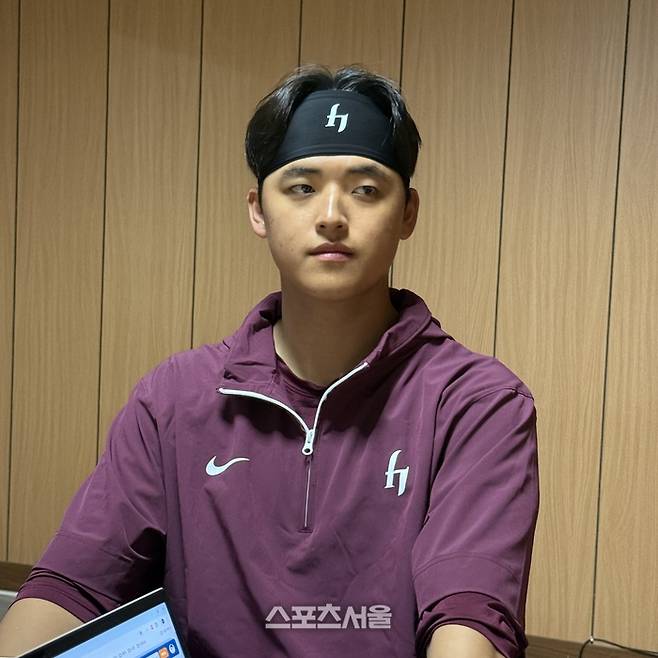 박준현이 인터뷰에 임하고 있다. 가오슝 | 박연준 기자 duswns0628@sportsseoul.com