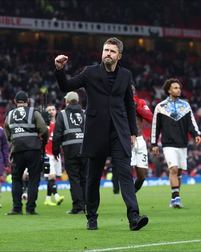 마이클 캐릭 임시 감독이 너무 잘해서 맨유 수뇌부의 계획에 차질을 빚고 있다. 사진출처|맨체스터 유나이티드 페이스북