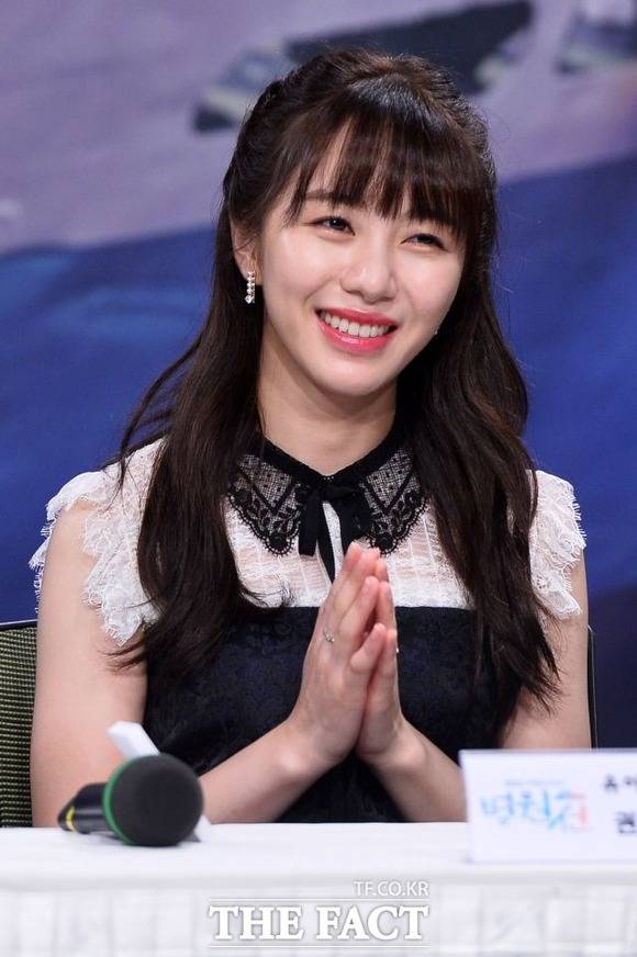 AOA 출신 권민아가 전 소속사의 남자 아이돌 제작을 위해 오디션 지원자를 모집했다. /더팩트 DB