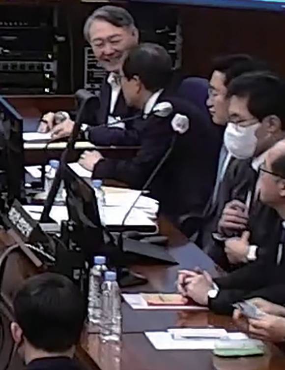 1월13일 서울 서초구 서울중앙지방법원 417호 형사대법정에서 특검에 의해 사형이 구형된 윤석열 전 대통령 ⓒ연합뉴스