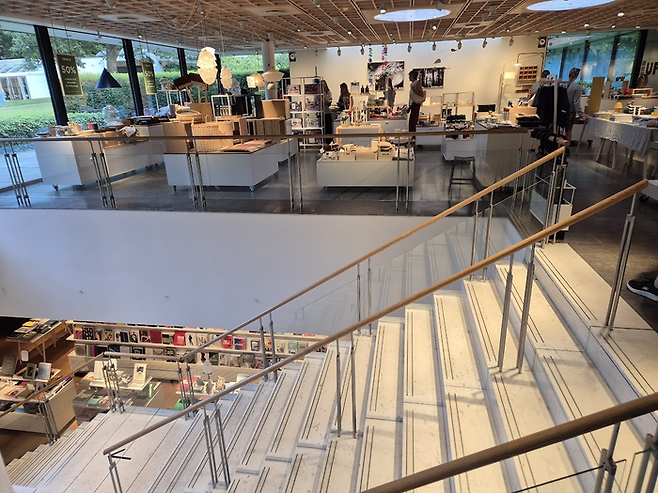 서점과 아트숍. ©김슬기