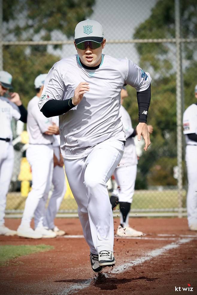 ▲ 최원준은 올해 공격과 주루에서 명확한 목표치를 설정하며 자신을 채찍질하고 있다 ⓒKT위즈