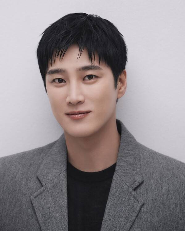 tvN 월화드라마 '스프링 피버'에 출연한 배우 안보현. ⓒ에이엠엔터테인먼트