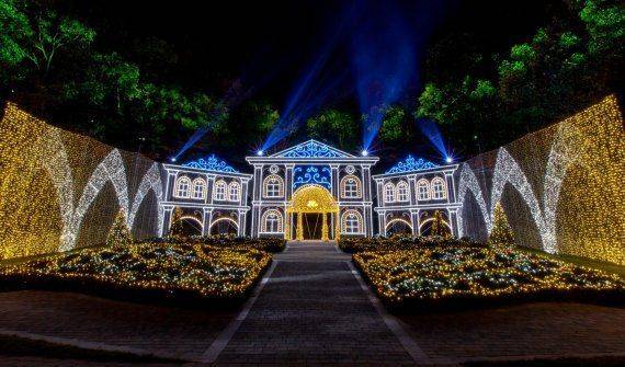 덕평자연휴게소의 빛정원 전경. 사진 덕평자연휴게소