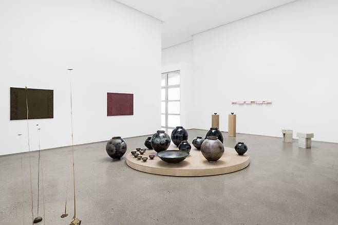 PKM갤러리 From Hands 전시 전경 *재판매 및 DB 금지