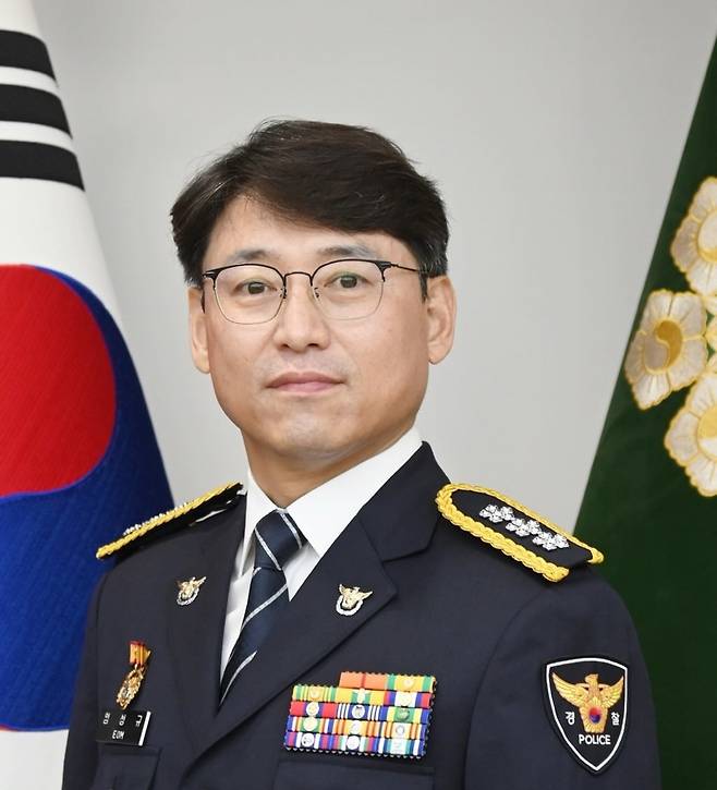 엄성규 전 부산경찰청장(직무대리). 부산경찰청 제공