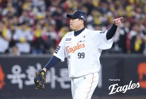 류현진이 지난 10월 열린 LG 트윈스와 한국 시리즈 경기 중 선발로 등판했다. /사진=한화 이글스.