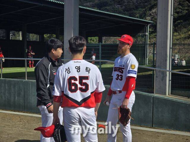 올러와 성영탁/아마미오시마(일본)=김진성 기자 kkomag@mydaily.co.kr