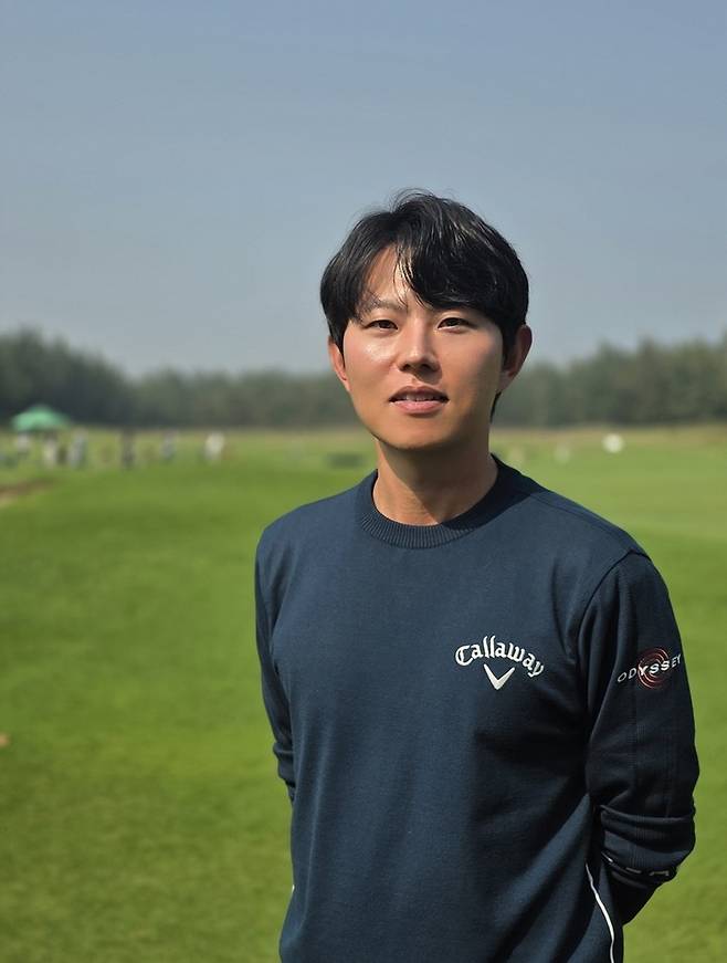 하종주 팀 해든 골프아카데미 원장은 제자들에게 단순한 스윙 이론보다는 스코어를 줄이는 능력을 중점적으로 지도한다. "선수도 1등, 나도 1등"이라는 당당한 목표를 세웠다.