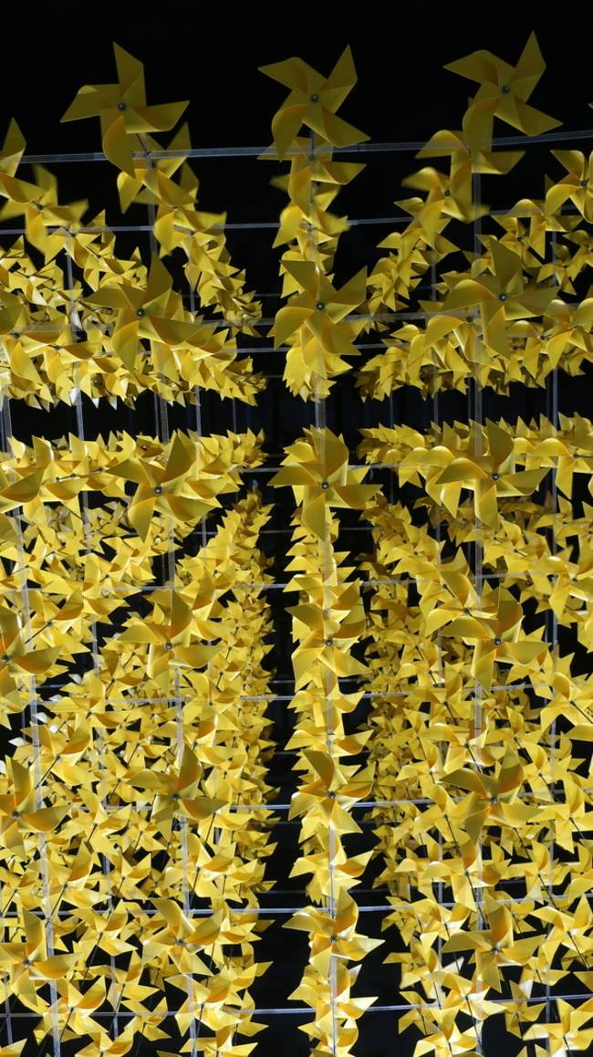 노무현기념관의 해바라기 조형물. /김석환