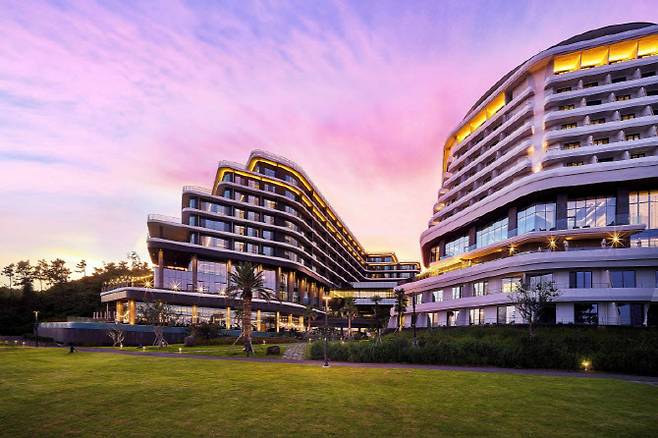 파르나스 호텔 제주의 외관 (사진=호텔스닷컴)