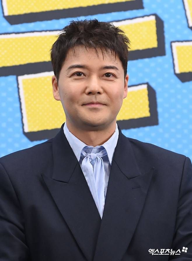 전현무