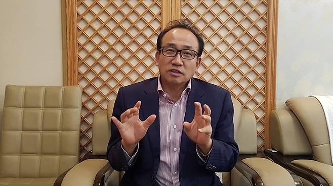 재단법인 수원FC 이사장으로 선출된 신현삼 수원시배구협회장. 사진=중부일보DB