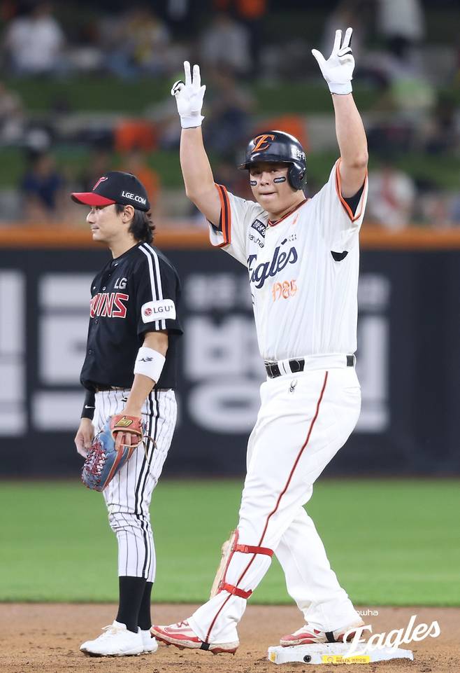 한화 이글스를 대표하는 중심타자 노시환(오른쪽). 한화 제공