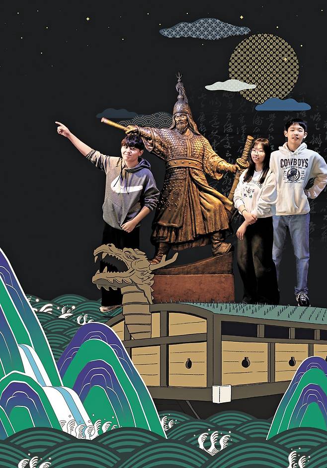 소중 학생기자단이 애국충정의 영웅 이순신부터 인간 이순신에 대해 더욱 자세히 알아보는 시간을 가졌다.