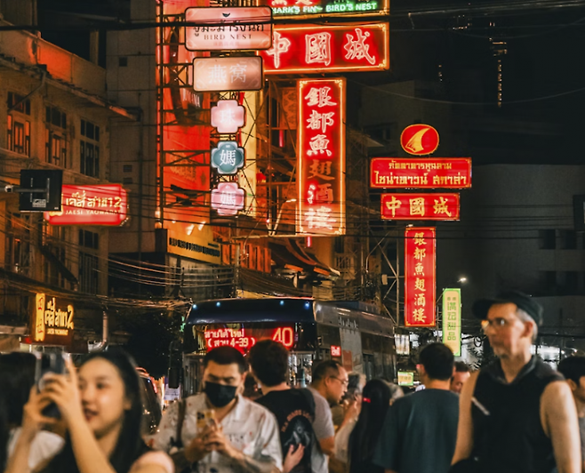 태국 방콕의 차이나타운. 언스플래시