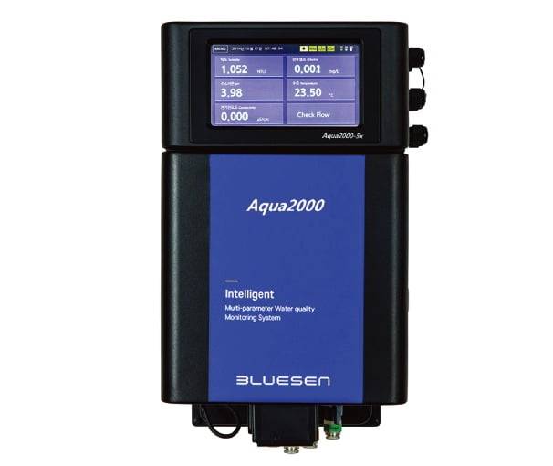 색도를 포함한 6개 항목을 실시간으로 측정하는 다항목 수질계측기 ‘Aqua2000’. /블루센 제공