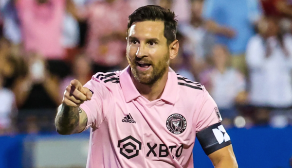 MVP를 수상한 메시(사진=MLS)