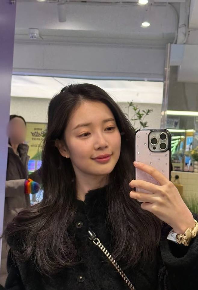 윤채경 소셜미디어