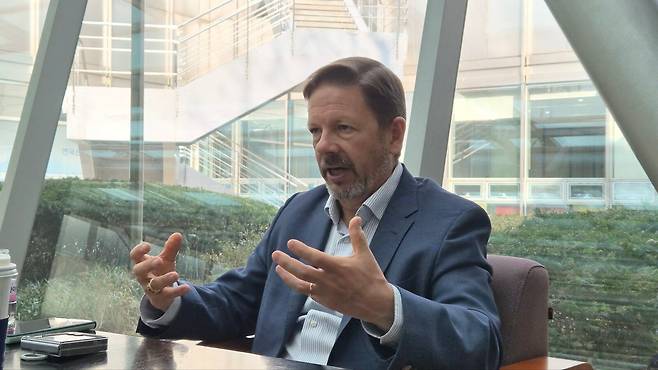 지난달 12일 고려대에서 만난 마이크 피치 리게티 컴퓨팅 사업개발 부사장./노르마