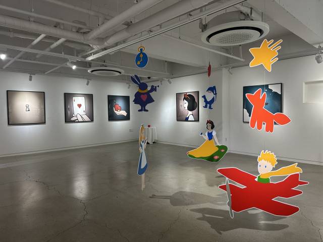 'Into the story: 동화는 사라지지 않았다' 전시 전경, 솔트갤러리 제공