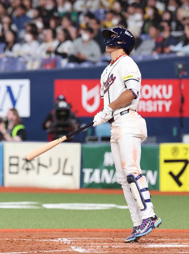 <yonhap photo-3965="">2일 일본 오사카 교세라돔에서 열린 월드베이스볼클래식(WBC) 평가전 한국 대표팀과 일본 프로야구 한신 타이거스와의 경기. 5회초 1사 한국 김도영이 솔로홈런을 치고 있다. <저작권자 ⓒ 1980~2026 ㈜연합뉴스. 무단 전재 재배포 금지, AI 학습 및 활용 금지></yonhap>