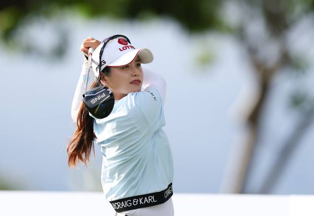 티샷을 하고 있는 최혜진. 사진 제공=대홍기획