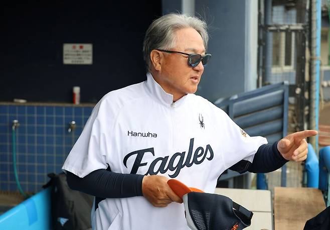 ▲ 주전 선수들과 백업 선수들의 경기력 격차를 줄인 것을 이번 캠프 수확으로 뽑은 김경문 감독 ⓒ연합뉴스