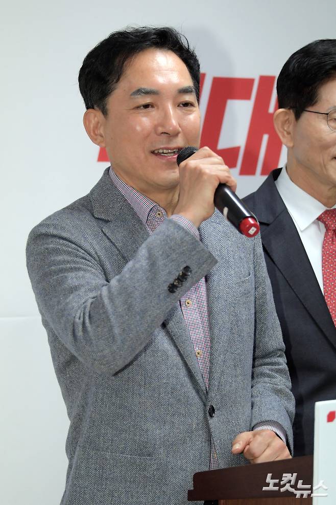 국민의힘 박민식 전 국가보훈부 장관도 전재수 지역구 북구갑 보궐선거에 출마할 것으로 알려졌다. 윤창원 기자