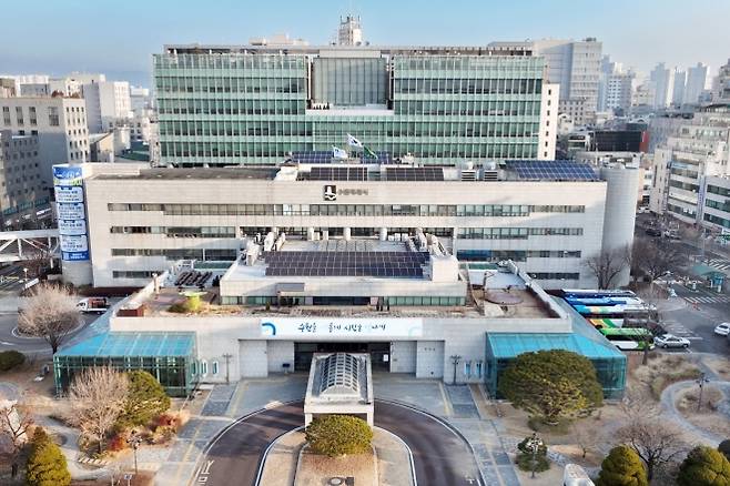 수원시청 전경