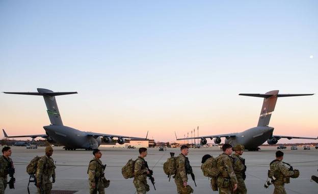 미 육군 제82공수사단 병사들, AFP=연합뉴스.