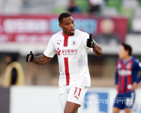 용인FC 가브리엘 골 환호.2026.03.07.