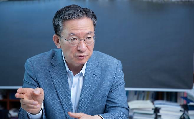 정성호 법무부 장관. 그는 이재명 대통령의 최측근 중 하나로 알려졌다. / 조인원 기자