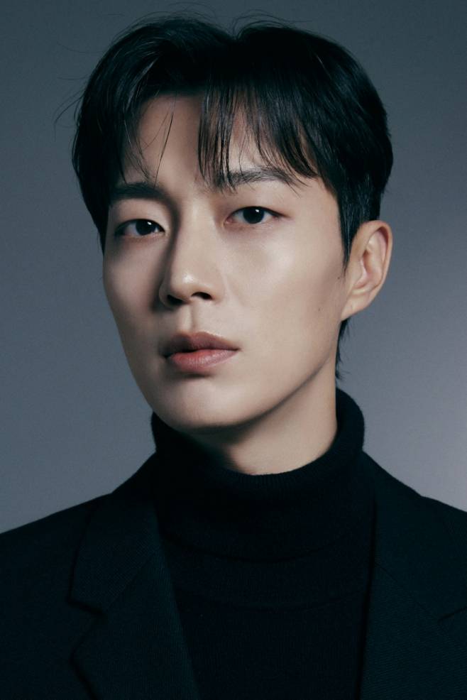 윤두준