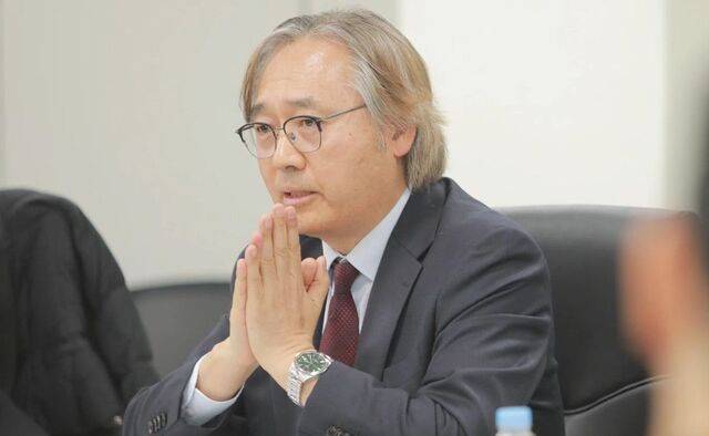 국무총리 산하 검찰개혁추진단 박찬운 자문위원장이 지난해 12월 4일 서울 종로구 정부서울청사 창성동 별관에서 열린 기자간담회에서 발언하는 모습. 연합뉴스