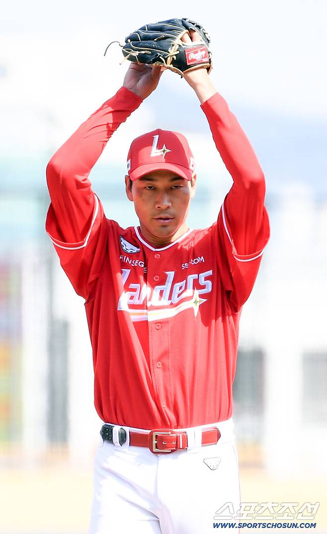 선발 타케다의 3이닝 퍼펙트 피칭도 돋보였다.