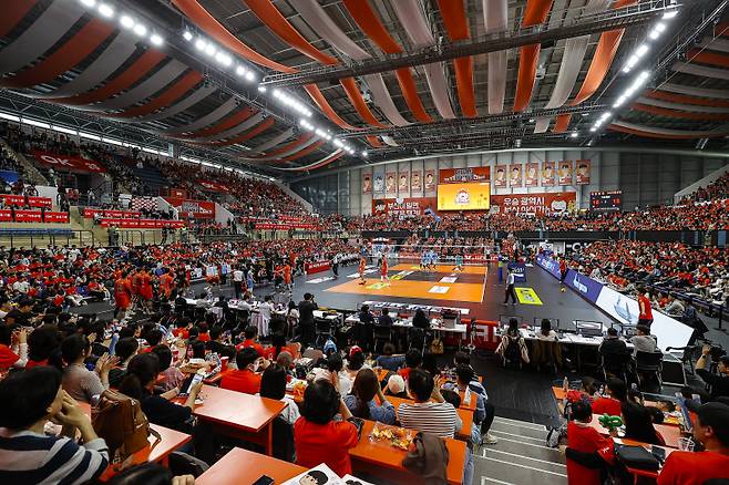 15일 OK저축은행-대한항공전을 가득 메운 부산 강서실내체육관 전경. 사진=OK저축은행 제공