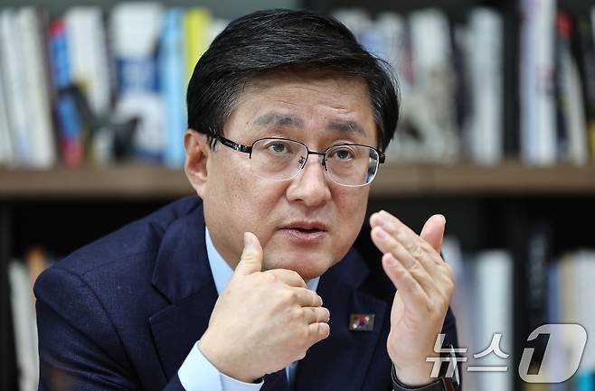 김성환 기후에너지환경부 장관이 12일 서울 여의도 국회에서 뉴스1과 인터뷰를 하고 있다. 2026.3.12 ⓒ 뉴스1 김도우 기자