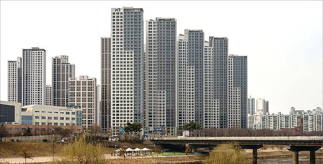 경기 광명시 철산동 ‘철산자이브리에르’ 단지. (윤관식 기자)