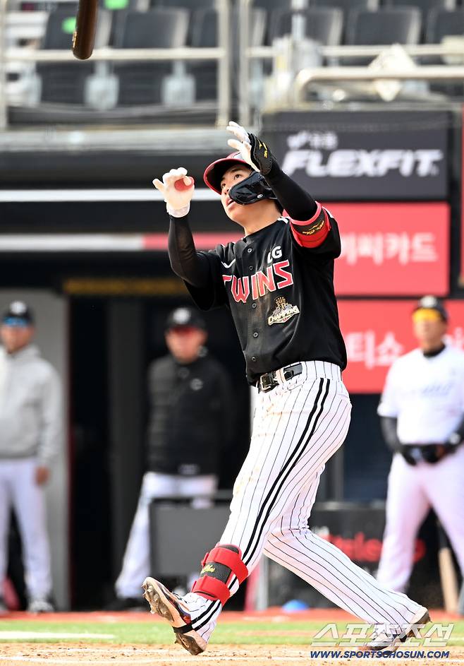 16일 수원KT위즈파크에서 열린 LG와 KT의 시범경기. 6회초 무사 2루 LG 추세현이 좌월 2점홈런을 치고 있다. 수원=허상욱 기자wook@sportschosun.com/2026.03.16/